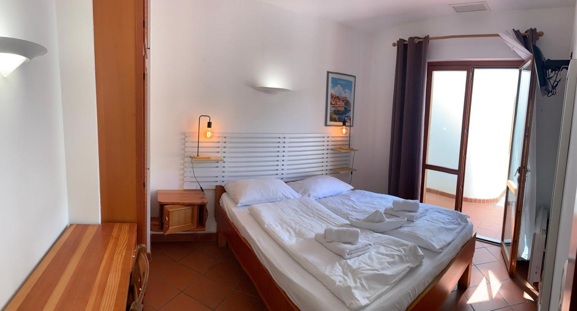 לה לבאנדו Hotel La Bastide מראה חיצוני תמונה