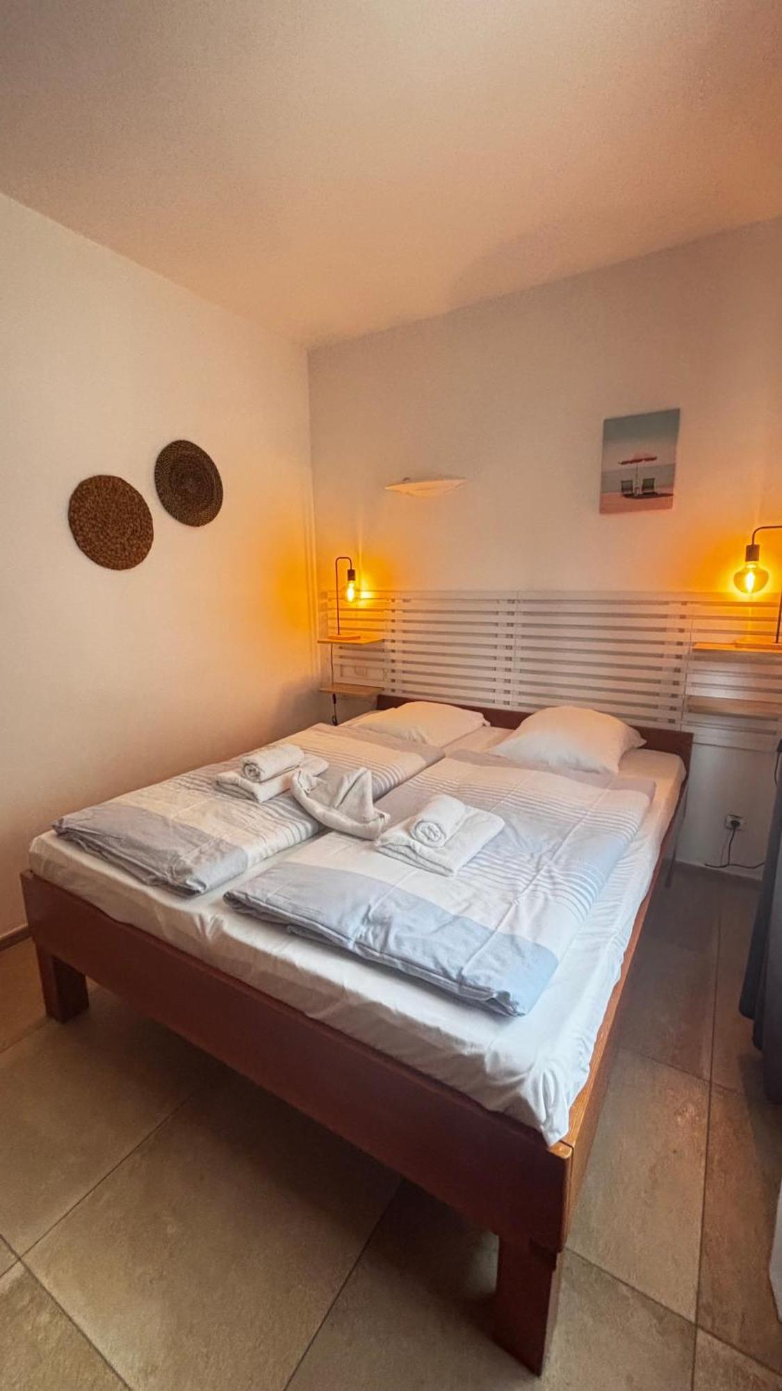 לה לבאנדו Hotel La Bastide מראה חיצוני תמונה